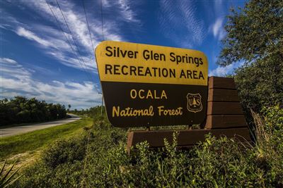 Eingang zu den Glen Springs